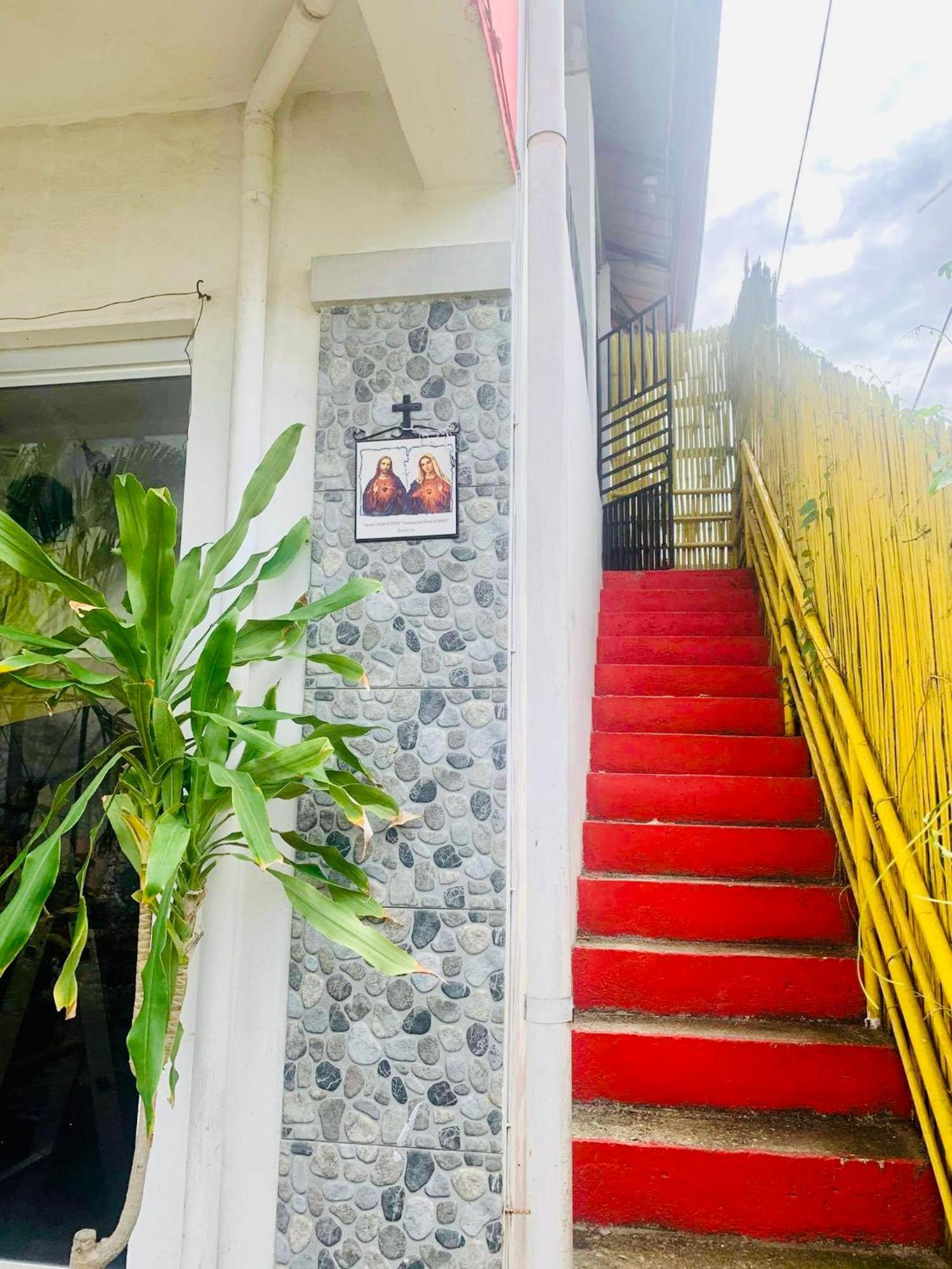 Perlies Inn Tanay Barkada House Экстерьер фото